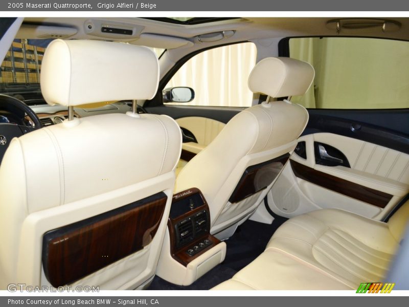 Grigio Alfieri / Beige 2005 Maserati Quattroporte