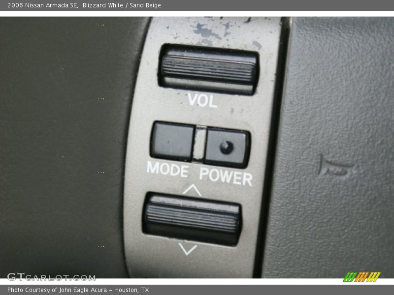 Blizzard White / Sand Beige 2006 Nissan Armada SE