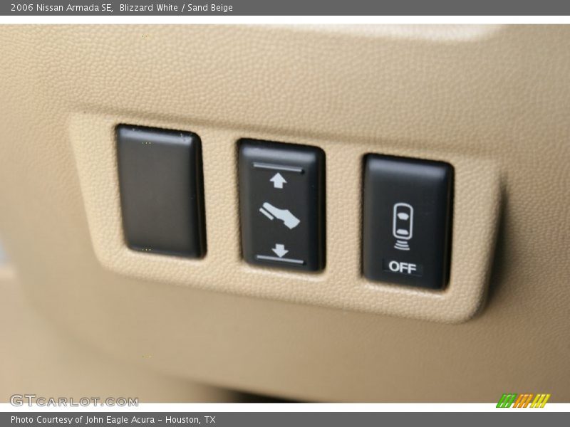 Blizzard White / Sand Beige 2006 Nissan Armada SE
