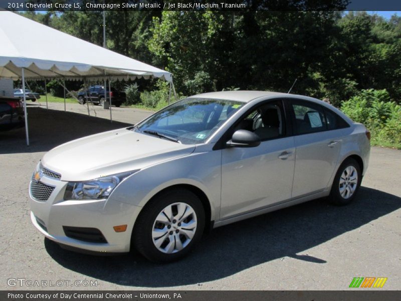 Champagne Silver Metallic / Jet Black/Medium Titanium 2014 Chevrolet Cruze LS