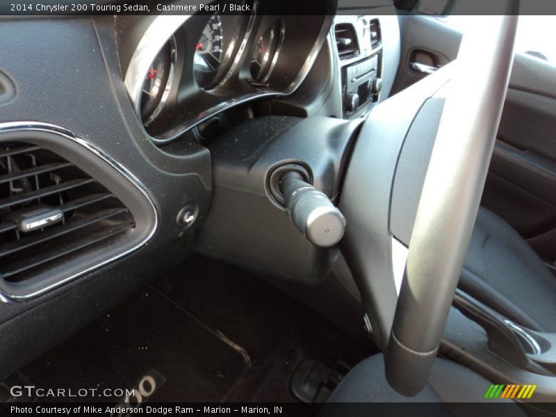 Cashmere Pearl / Black 2014 Chrysler 200 Touring Sedan
