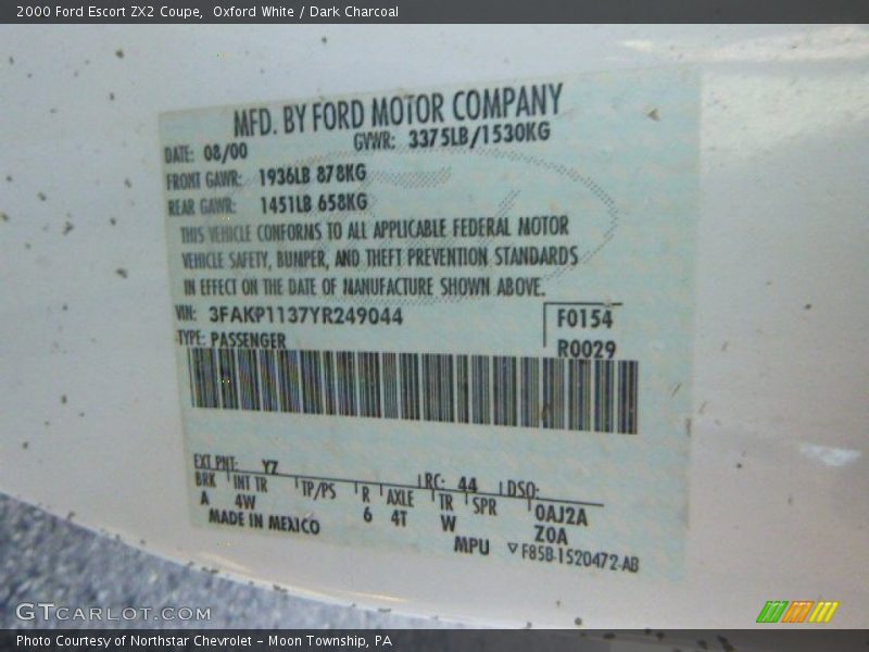 Oxford White / Dark Charcoal 2000 Ford Escort ZX2 Coupe