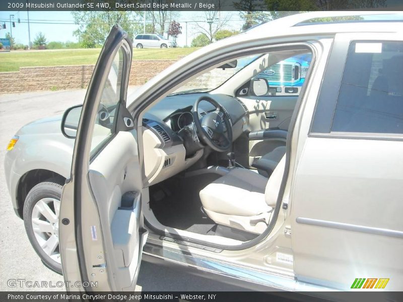 Desert Sand Beige Metallic / Beige 2009 Mitsubishi Outlander SE 4WD