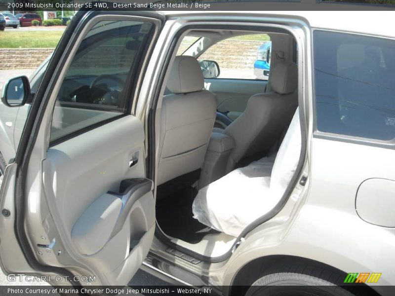 Desert Sand Beige Metallic / Beige 2009 Mitsubishi Outlander SE 4WD