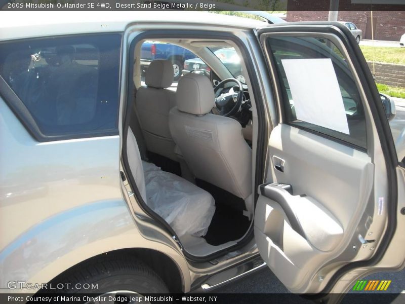 Desert Sand Beige Metallic / Beige 2009 Mitsubishi Outlander SE 4WD