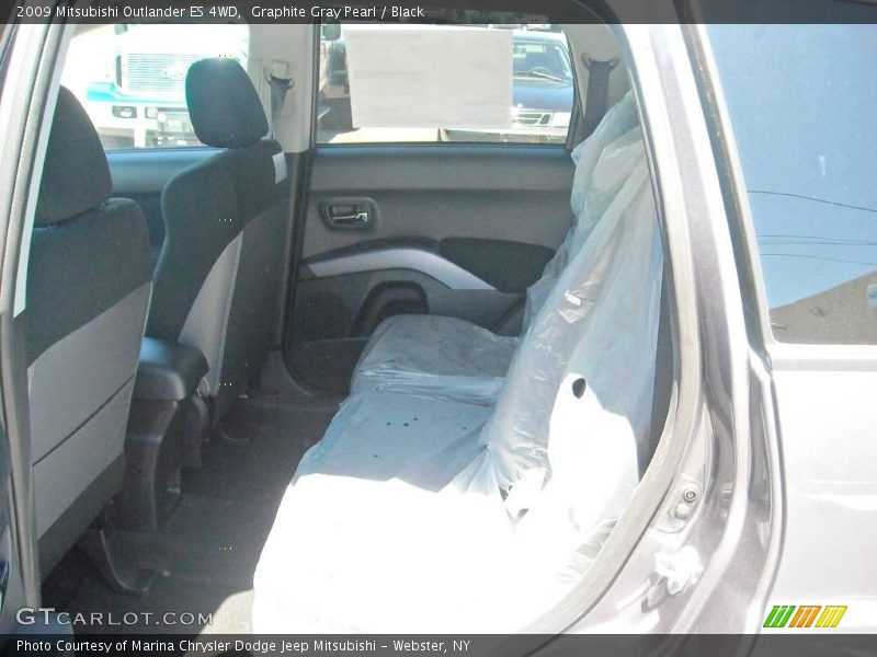 Graphite Gray Pearl / Black 2009 Mitsubishi Outlander ES 4WD