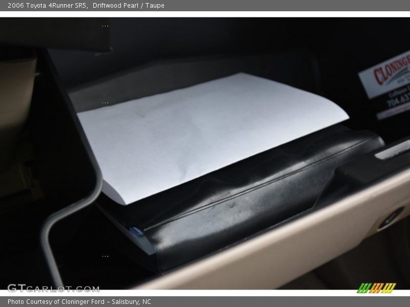 Driftwood Pearl / Taupe 2006 Toyota 4Runner SR5