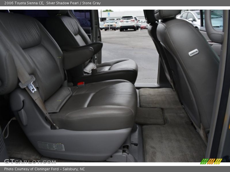 Silver Shadow Pearl / Stone Gray 2006 Toyota Sienna CE
