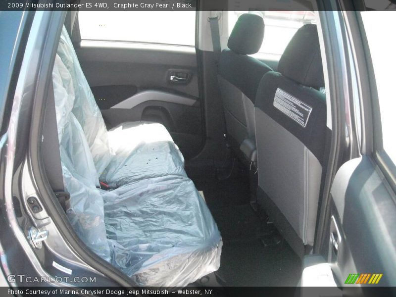 Graphite Gray Pearl / Black 2009 Mitsubishi Outlander ES 4WD