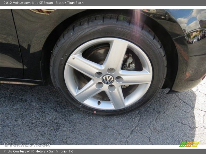 Black / Titan Black 2012 Volkswagen Jetta SE Sedan