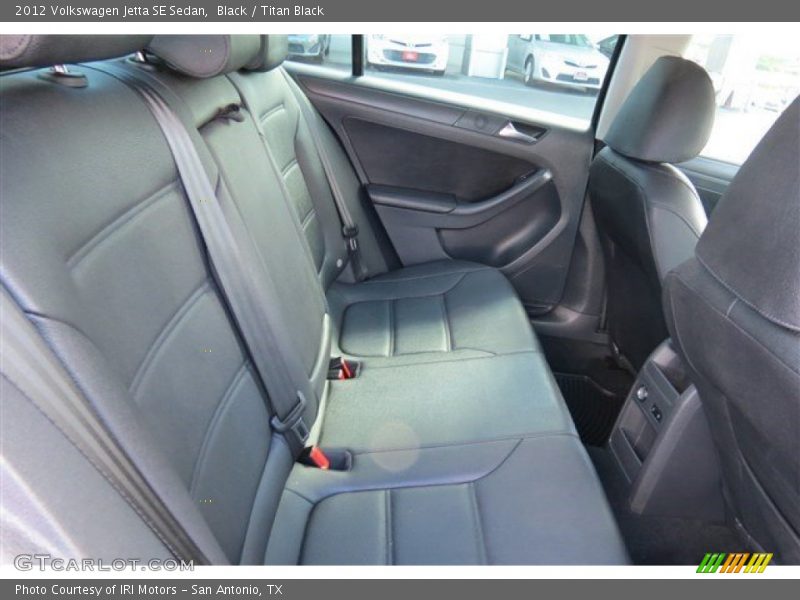 Black / Titan Black 2012 Volkswagen Jetta SE Sedan