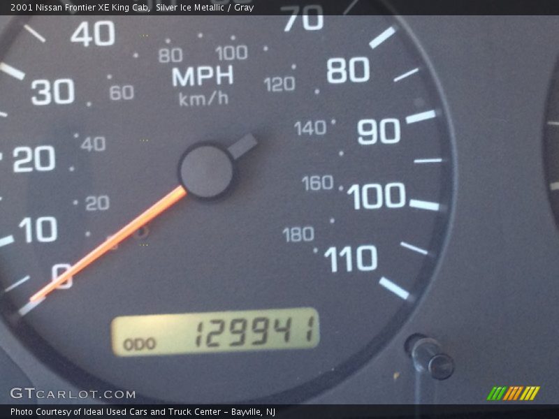 Silver Ice Metallic / Gray 2001 Nissan Frontier XE King Cab