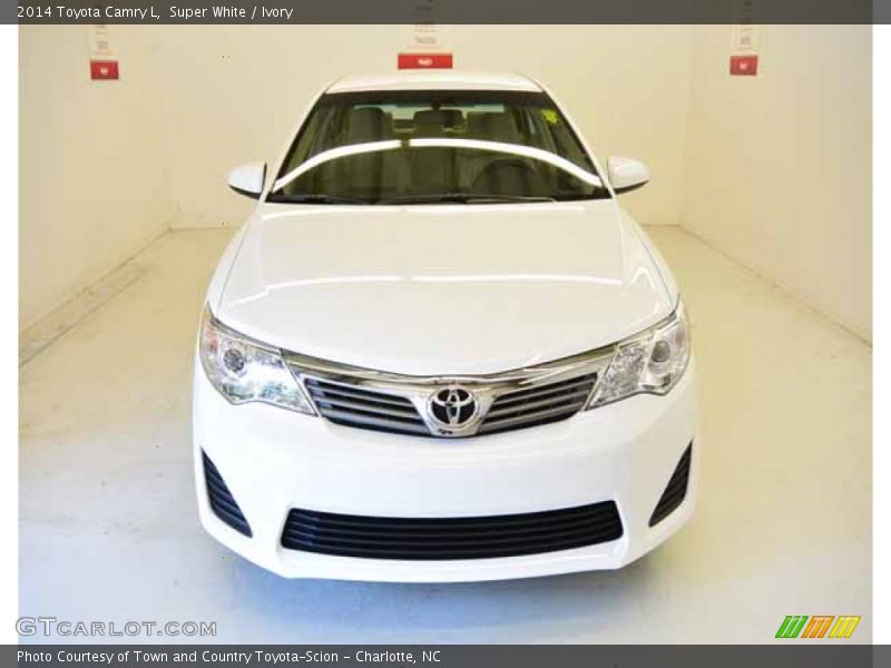 Super White / Ivory 2014 Toyota Camry L