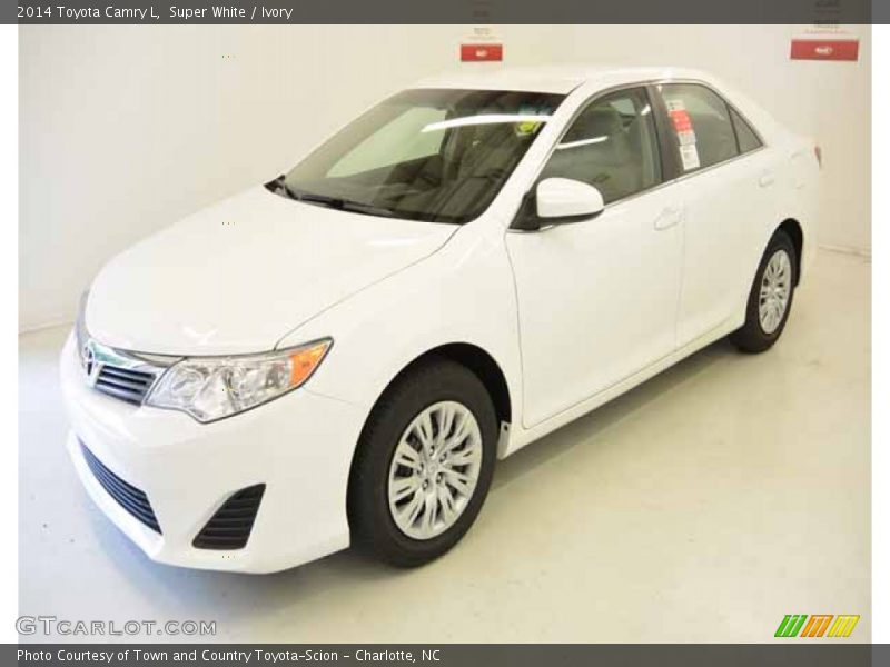 Super White / Ivory 2014 Toyota Camry L