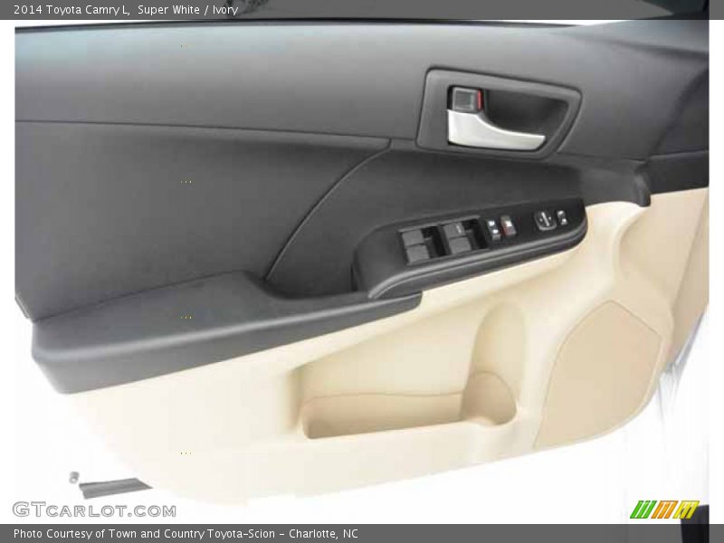 Super White / Ivory 2014 Toyota Camry L
