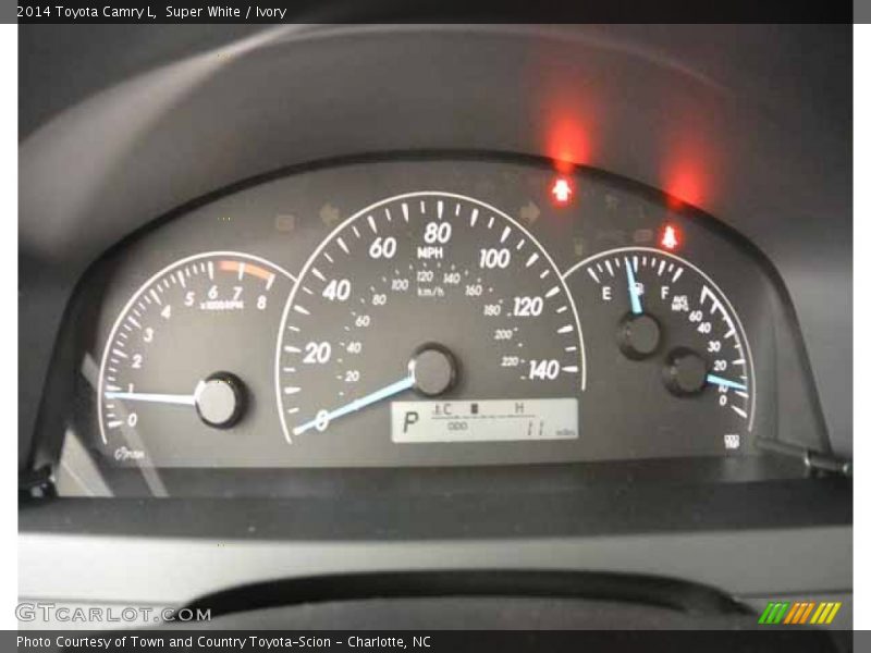 Super White / Ivory 2014 Toyota Camry L