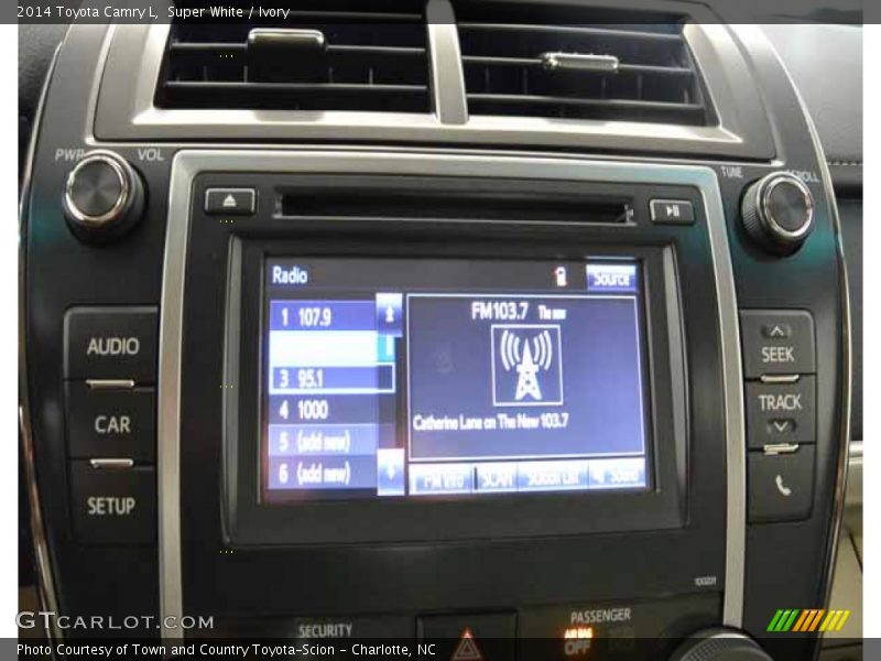 Super White / Ivory 2014 Toyota Camry L