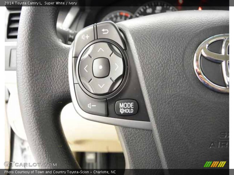 Super White / Ivory 2014 Toyota Camry L