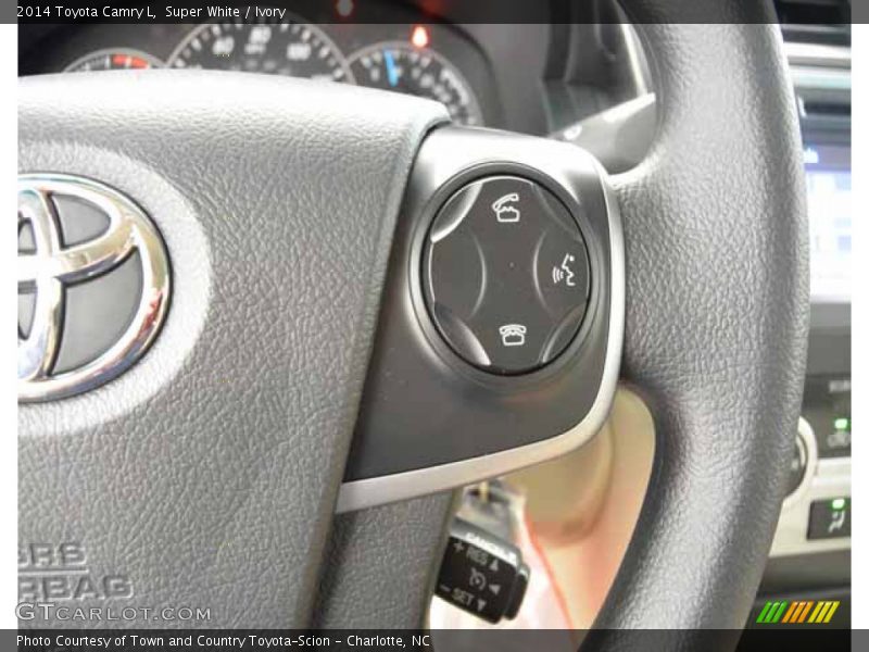 Super White / Ivory 2014 Toyota Camry L