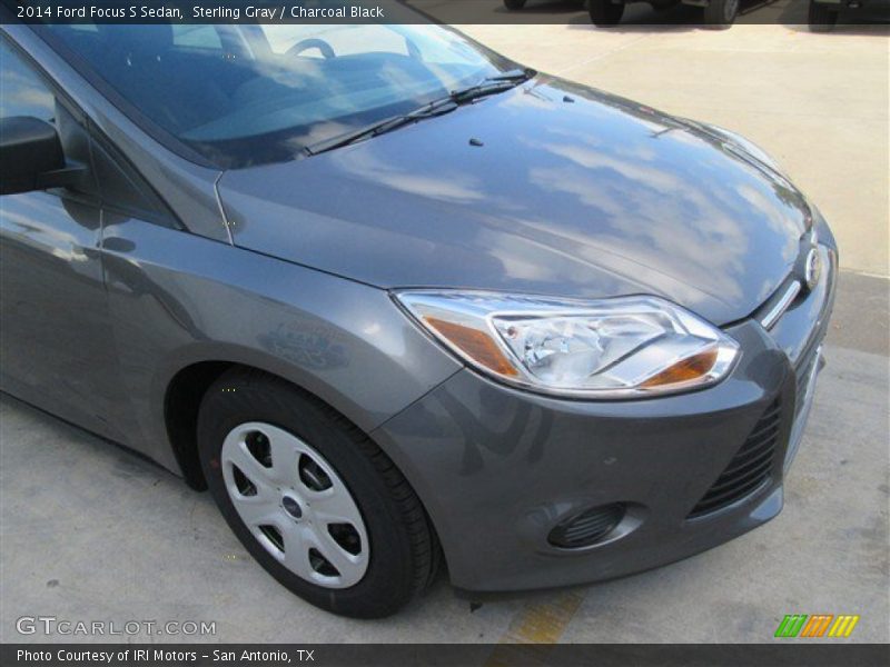 Sterling Gray / Charcoal Black 2014 Ford Focus S Sedan