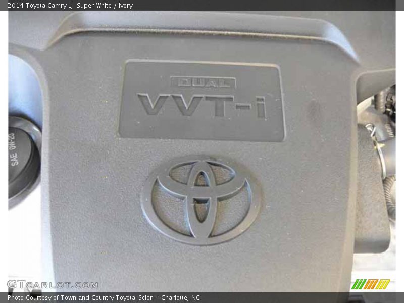 Super White / Ivory 2014 Toyota Camry L