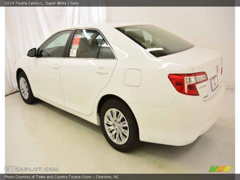 Super White / Ivory 2014 Toyota Camry L