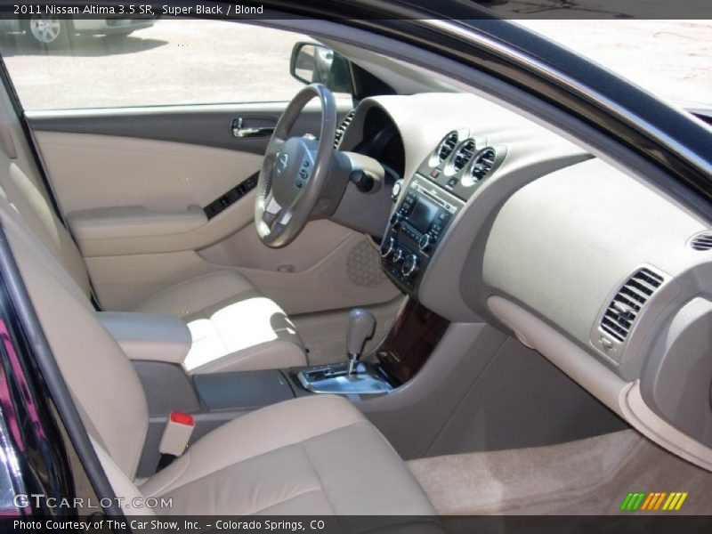 Super Black / Blond 2011 Nissan Altima 3.5 SR