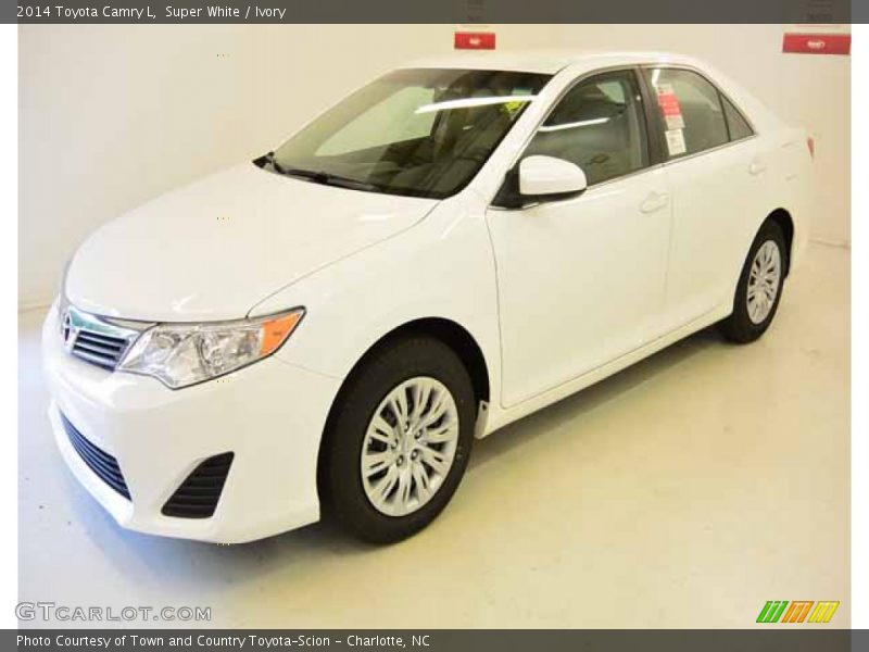 Super White / Ivory 2014 Toyota Camry L
