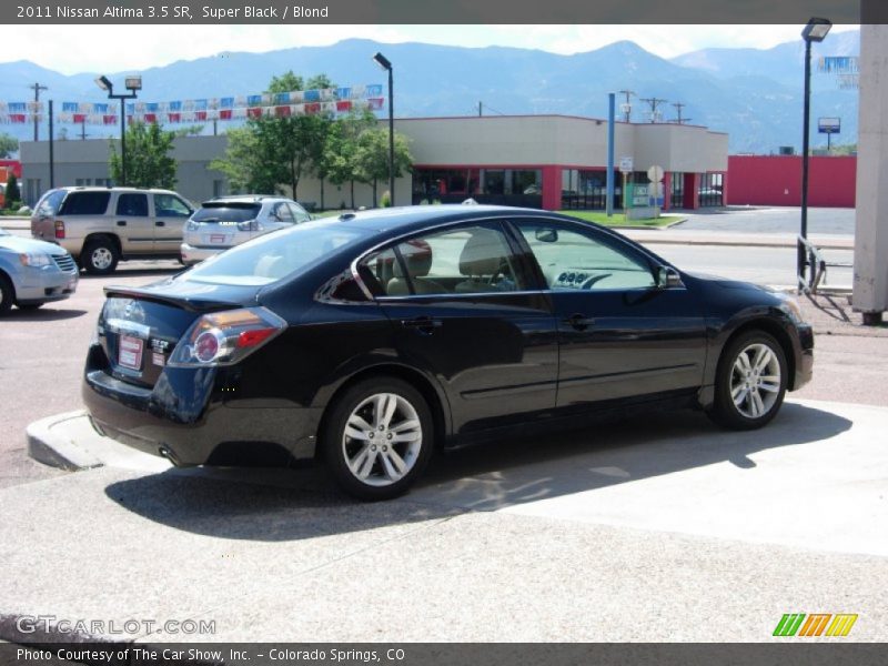 Super Black / Blond 2011 Nissan Altima 3.5 SR