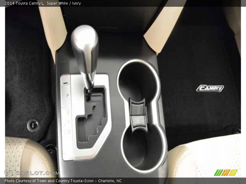 Super White / Ivory 2014 Toyota Camry L