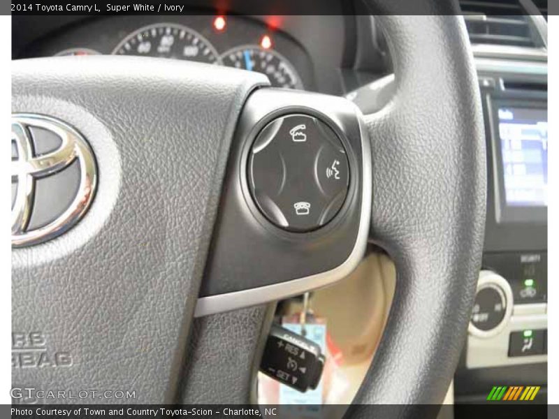 Super White / Ivory 2014 Toyota Camry L