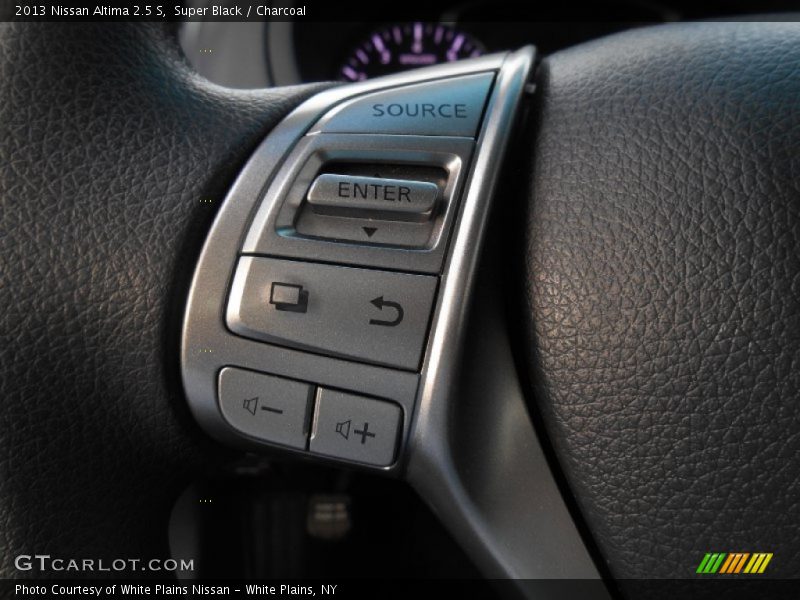 Super Black / Charcoal 2013 Nissan Altima 2.5 S