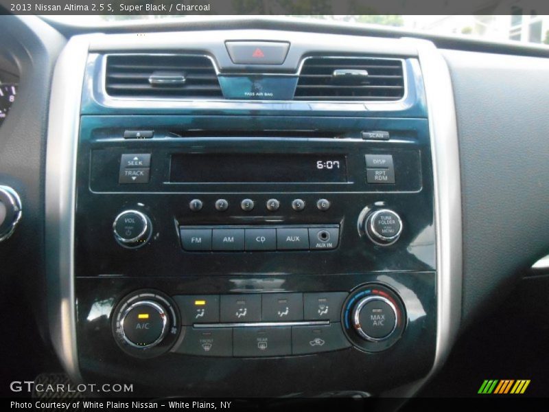 Super Black / Charcoal 2013 Nissan Altima 2.5 S