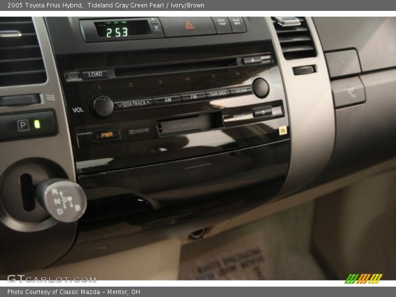 Tideland Gray Green Pearl / Ivory/Brown 2005 Toyota Prius Hybrid