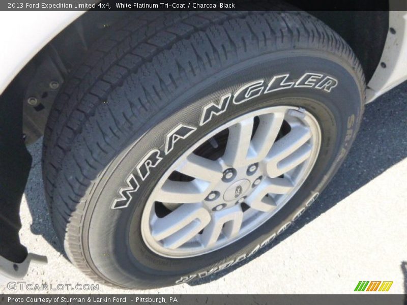 White Platinum Tri-Coat / Charcoal Black 2013 Ford Expedition Limited 4x4
