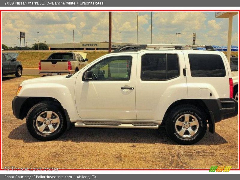 Avalanche White / Graphite/Steel 2009 Nissan Xterra SE