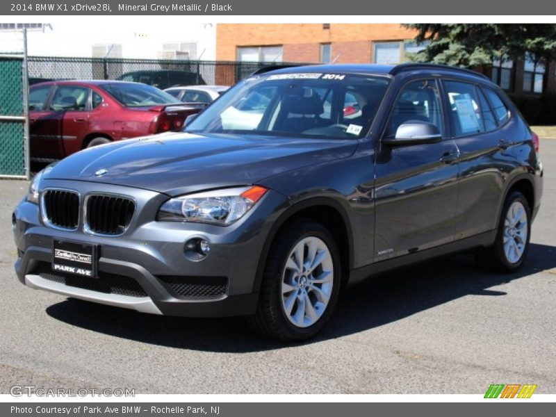 Mineral Grey Metallic / Black 2014 BMW X1 xDrive28i