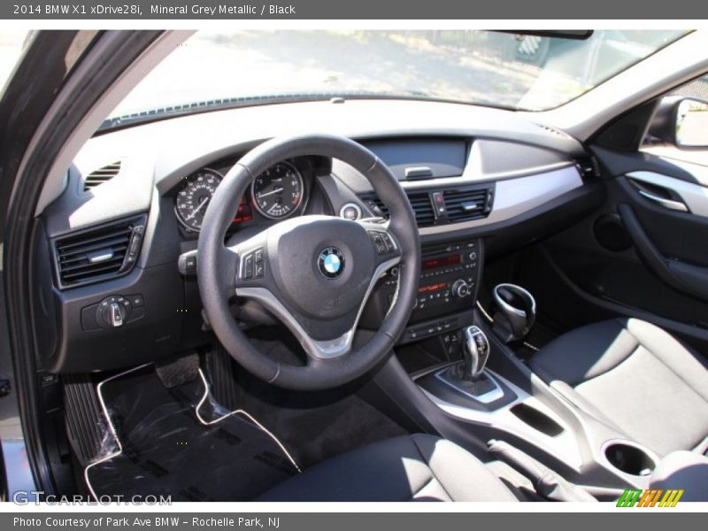 Mineral Grey Metallic / Black 2014 BMW X1 xDrive28i