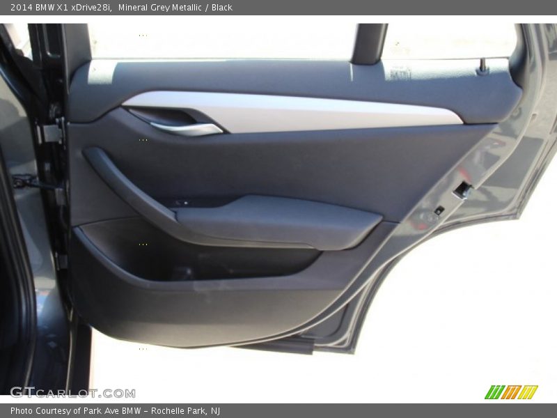 Mineral Grey Metallic / Black 2014 BMW X1 xDrive28i