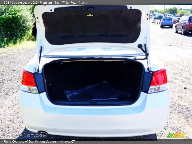 Satin White Pearl / Ivory 2014 Subaru Legacy 2.5i Premium