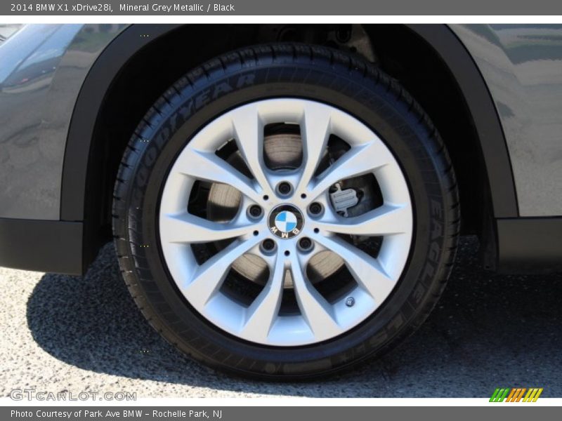 Mineral Grey Metallic / Black 2014 BMW X1 xDrive28i