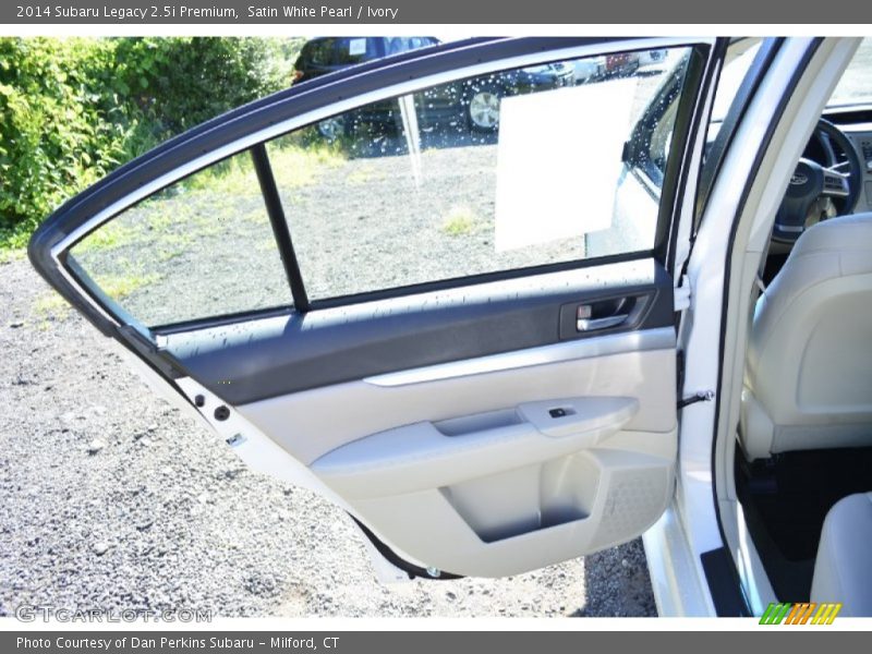 Satin White Pearl / Ivory 2014 Subaru Legacy 2.5i Premium