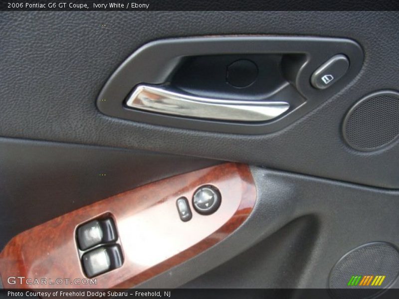 Ivory White / Ebony 2006 Pontiac G6 GT Coupe