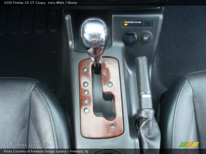 Ivory White / Ebony 2006 Pontiac G6 GT Coupe