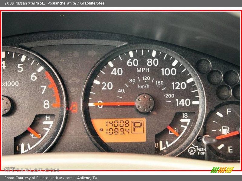 Avalanche White / Graphite/Steel 2009 Nissan Xterra SE