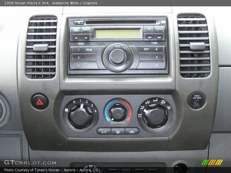 Avalanche White / Graphite 2008 Nissan Xterra X 4x4