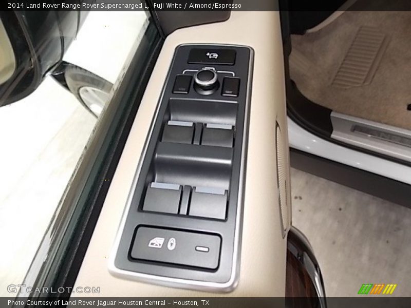 Fuji White / Almond/Espresso 2014 Land Rover Range Rover Supercharged L