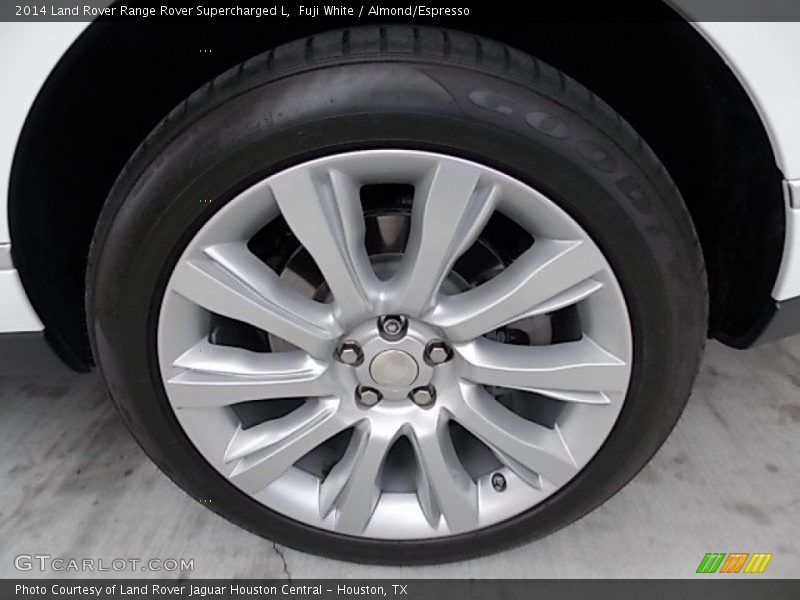 Fuji White / Almond/Espresso 2014 Land Rover Range Rover Supercharged L