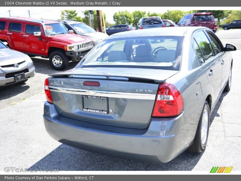 Medium Gray Metallic / Gray 2004 Chevrolet Malibu LS V6 Sedan