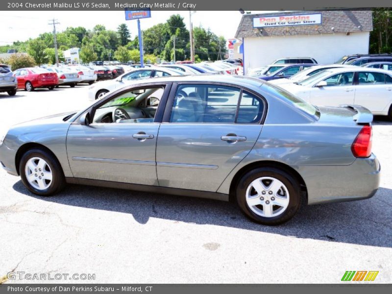 Medium Gray Metallic / Gray 2004 Chevrolet Malibu LS V6 Sedan